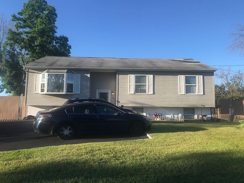 1st image of 1700 Wave Ave