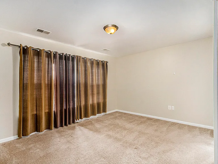 799 Addington Ln — Photo 11