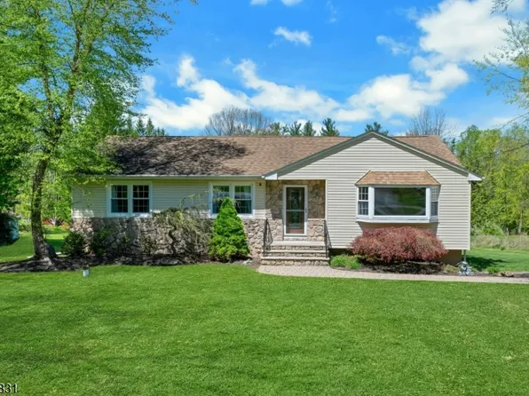 11 Lawrence Rd, Randolph Twp., NJ 07869