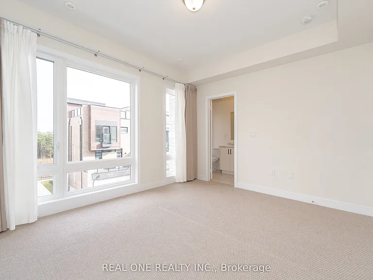 28 Credit Ln — Photo 33