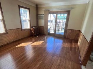 4360 171st St, Flushing, NY 11358