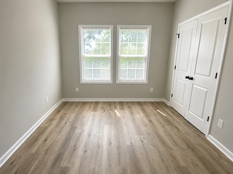 2513B Bratton St — Photo 8