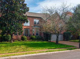 8192 Londonberry Rd, Nashville, TN 37221