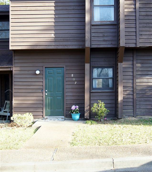1st image of 807 Planters Point Dr #807