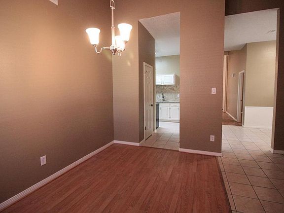 2nd image of 2618 Quarry Hill Rd
