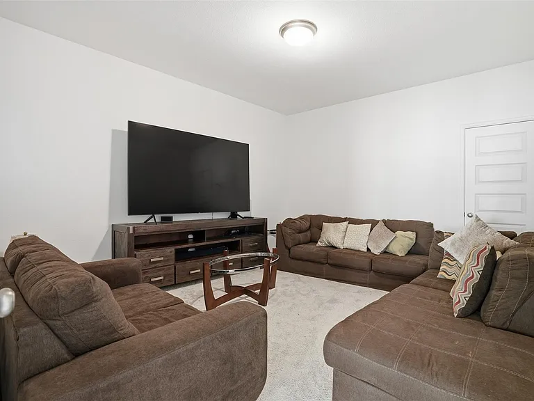 24719 Hibiscus Garden Way — Photo 15