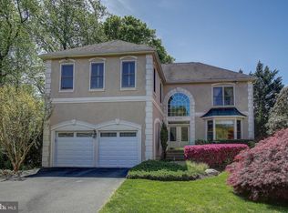 9300 Wildoak Dr, Bethesda, MD 20814