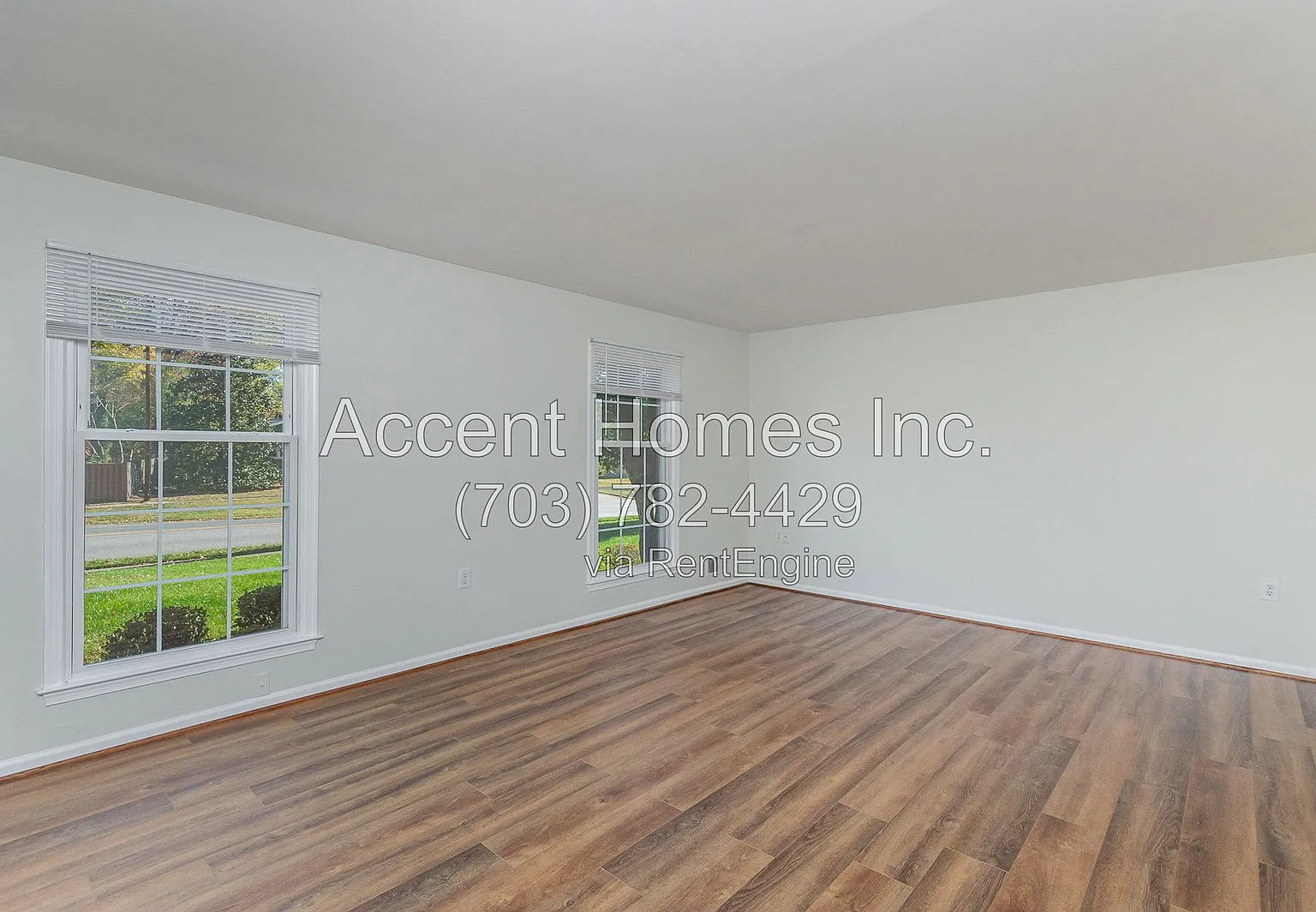 4 bed, 2.5 bath, 2870 sqft, $4,000 — Photo 2