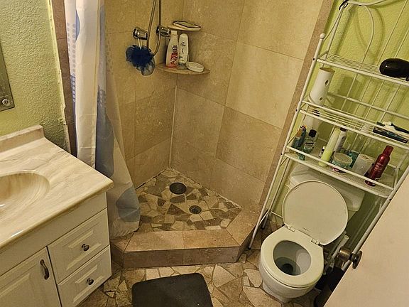 5th image of 5002 NW 35th Street #209