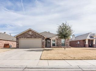 810 Nolan Ryan Dr, Midland, TX 79706