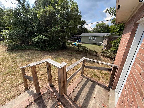 4th image of 412 Club Rd