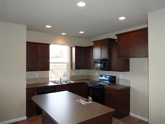 3rd image of 4518 S Ponderosa Ln