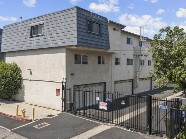 18550 Hatteras St Unit 82, Tarzana, CA 91356