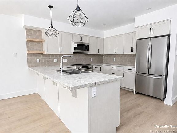 5th image of 16 Westwood Dr