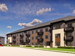 Flats at Pinecreek, Elkhart, IN 46516