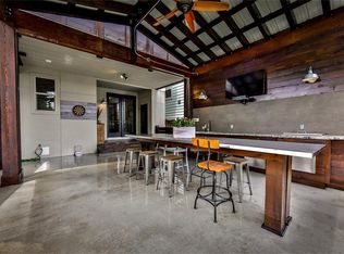 1412 W 25th St, Houston, TX 77008