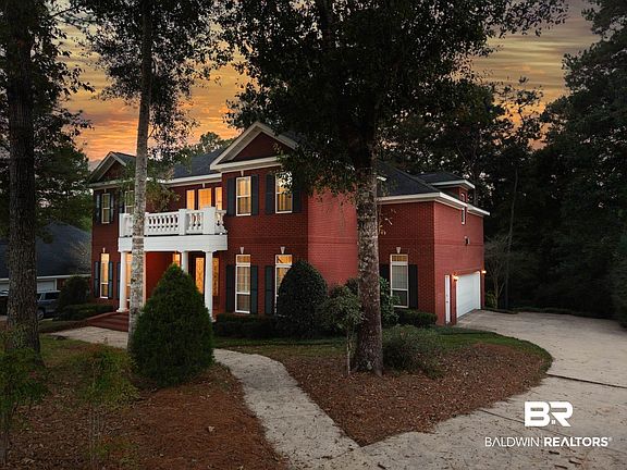 4th image of 30571 Middle Creek Cir