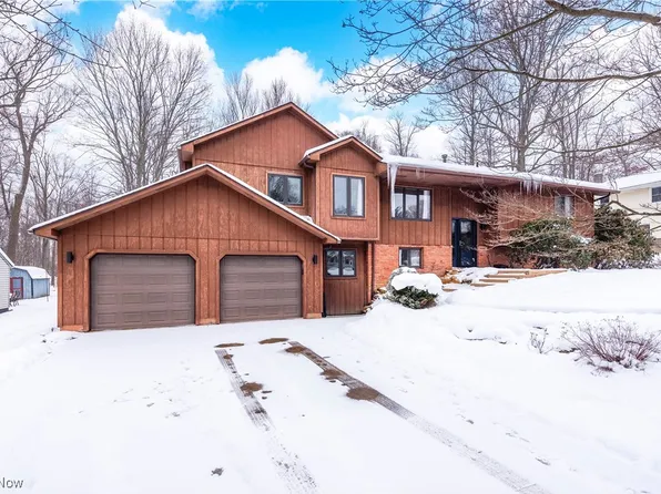 4505 Bramley Dr, Mantua, OH 44255