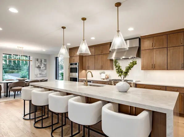 4442 S Holladay Park Ln E, Holladay, UT 84124