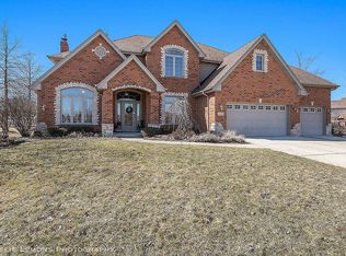 21882 Blue Bird Ln, Frankfort, IL 60423