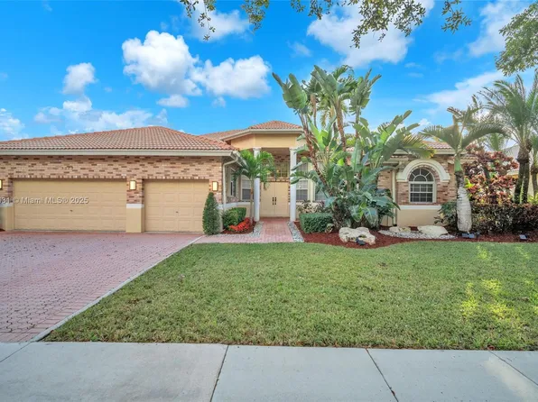 5079 Waters Edge Way, Cooper City, FL 33330