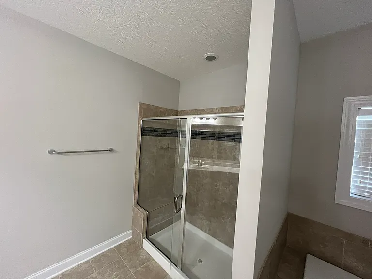 8043 Oak Meadow Dr — Photo 36