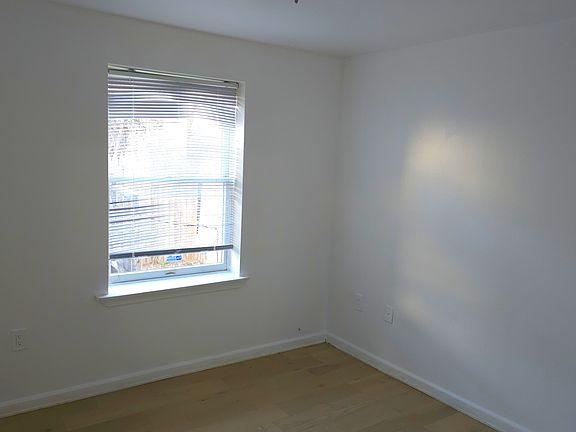 5th image of 109 69th St APT 1