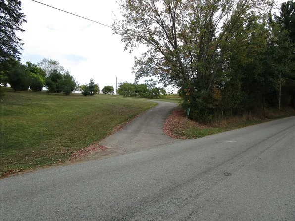 553 Dick Rd, Butler, PA 16001