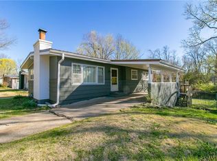 914 Anderson St, Warrensburg, MO 64093