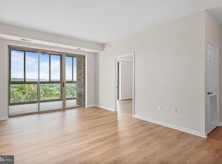 Riverview At Lansdowne Woods, Lansdowne, VA 20176
