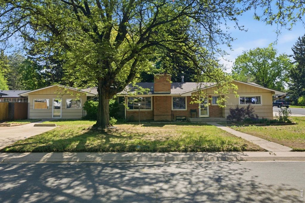 2332 S College Ave