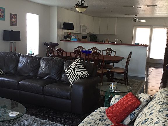 2nd image of 1117 Pinellas Bayway S APT 401