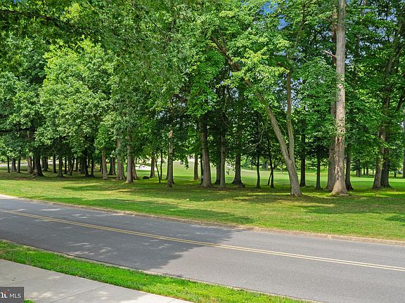 2nd image of 3306 Gleneagles Dr Unit 80-D