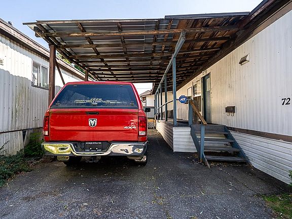 4th image of 21163 Lougheed Hwy #72