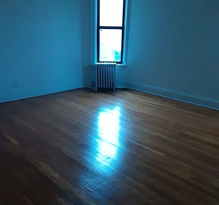 2nd image of 436 Mac Donough St #7
