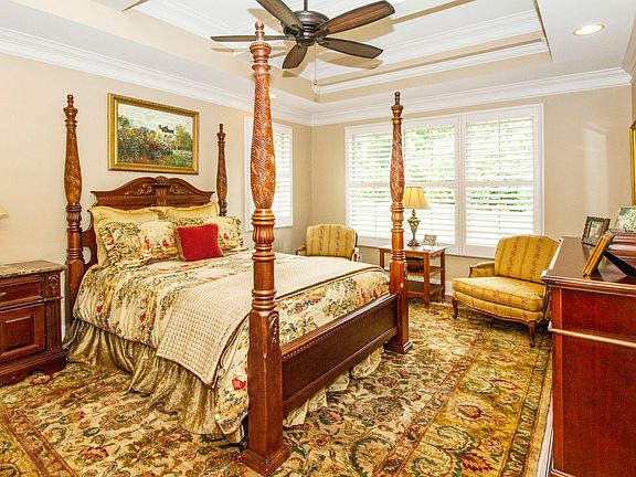 4th image of 600 Stone Villa Ln