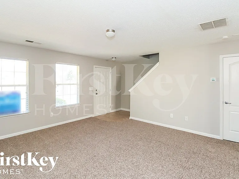 3585 Parc Cir SW — Photo 3