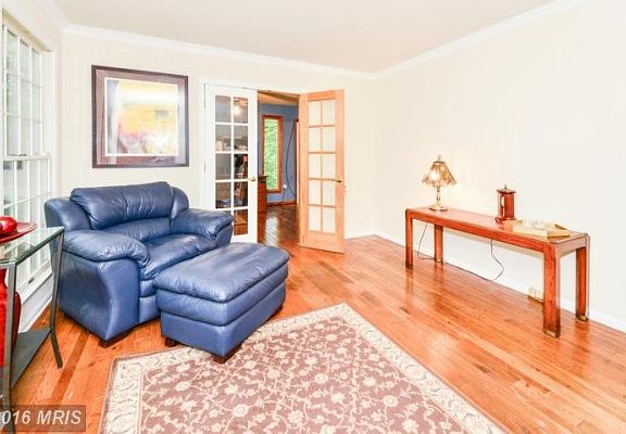 5th image of 11913 Millpond Ct