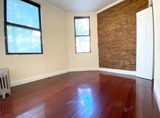 218 W 16th St APT 2C, New York, NY 10011
