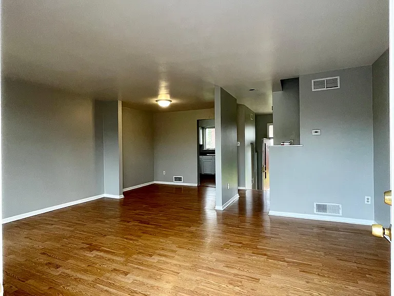 3426 Melwood Ave — Photo 6
