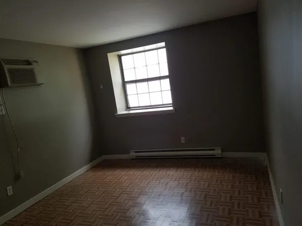 (undisclosed Address), East Stroudsburg, PA 18301