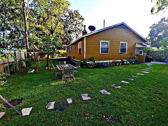 4th image of 3033 Waller St