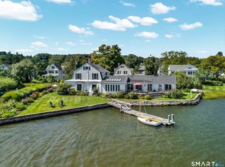 8 Park Place, Groton, CT 06355