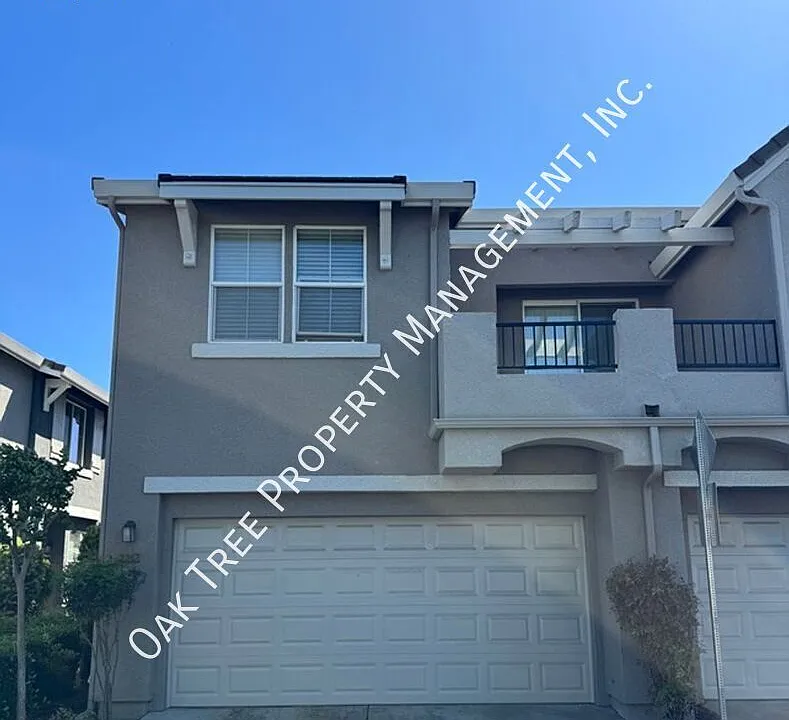 2042 Boccioni Ln