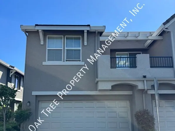 2042 Boccioni Ln, Clovis, CA 93611