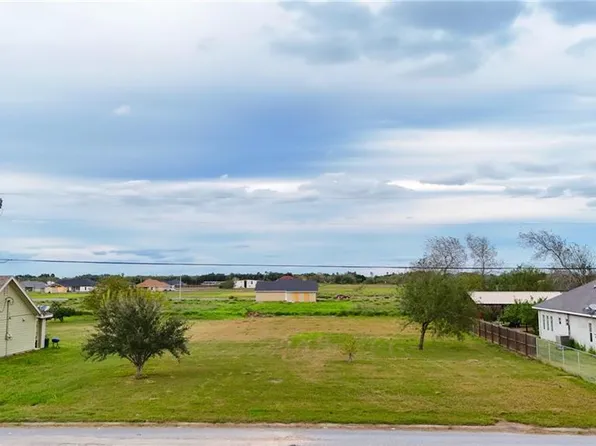 2704 Cardinal Dr, Weslaco, TX 78599