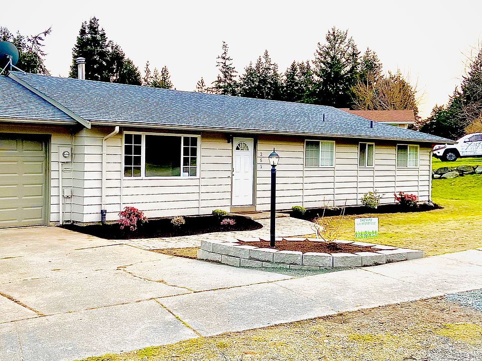 1st image of 251 NW Clipper Dr