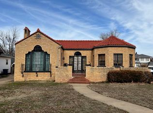2002 W Cherokee Ave, Enid, OK 73703