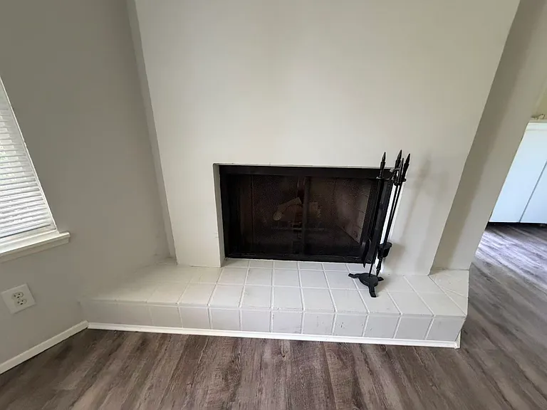 500 N 149th St #302 — Photo 8