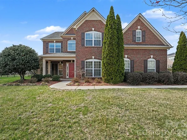 16010 Loch Raven Rd, Huntersville, NC 28078